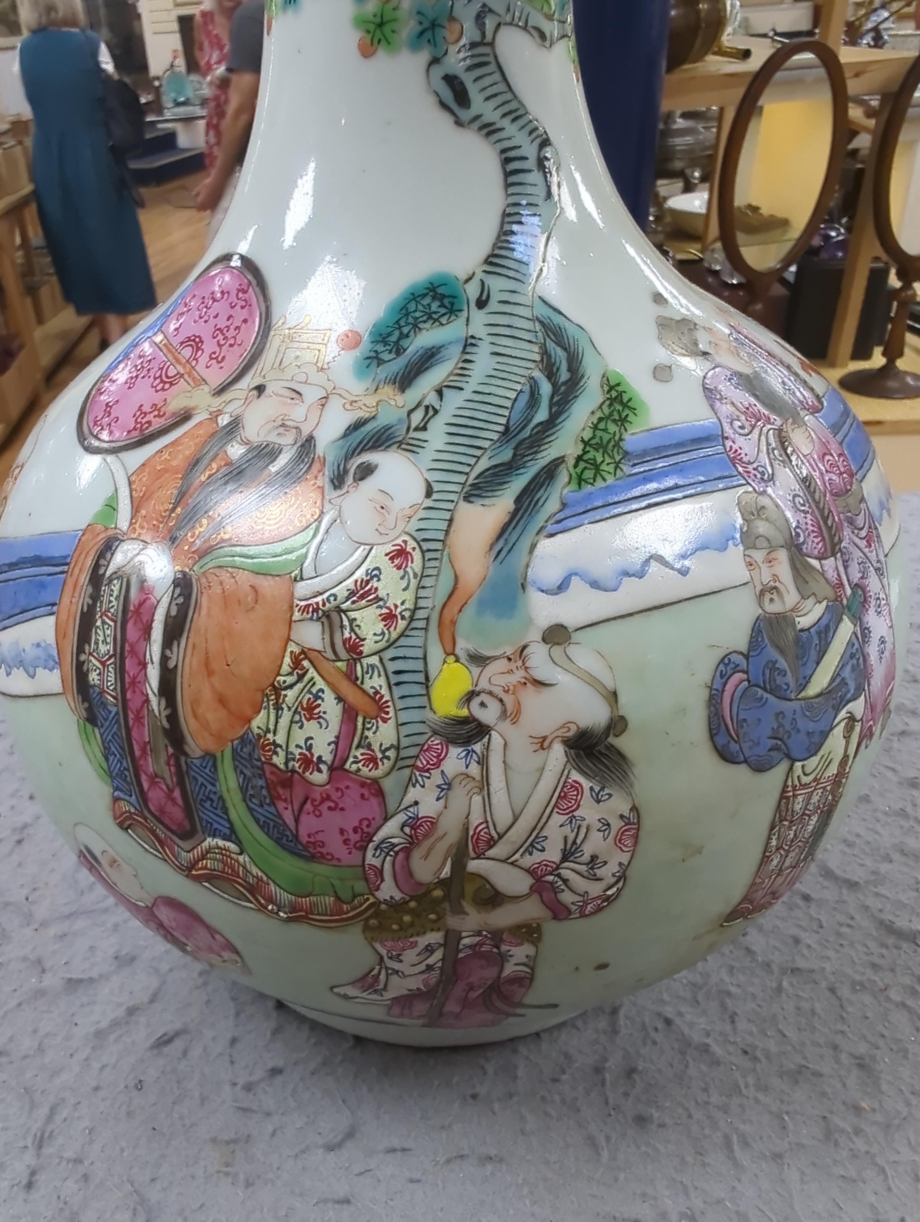A Chinese famille rose bottle neck vase, 34cm